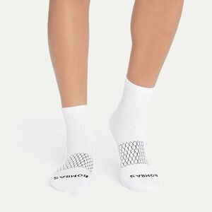 BOMBAS Women’s Quarter White Socks Size Small NWOT ONE PAIR